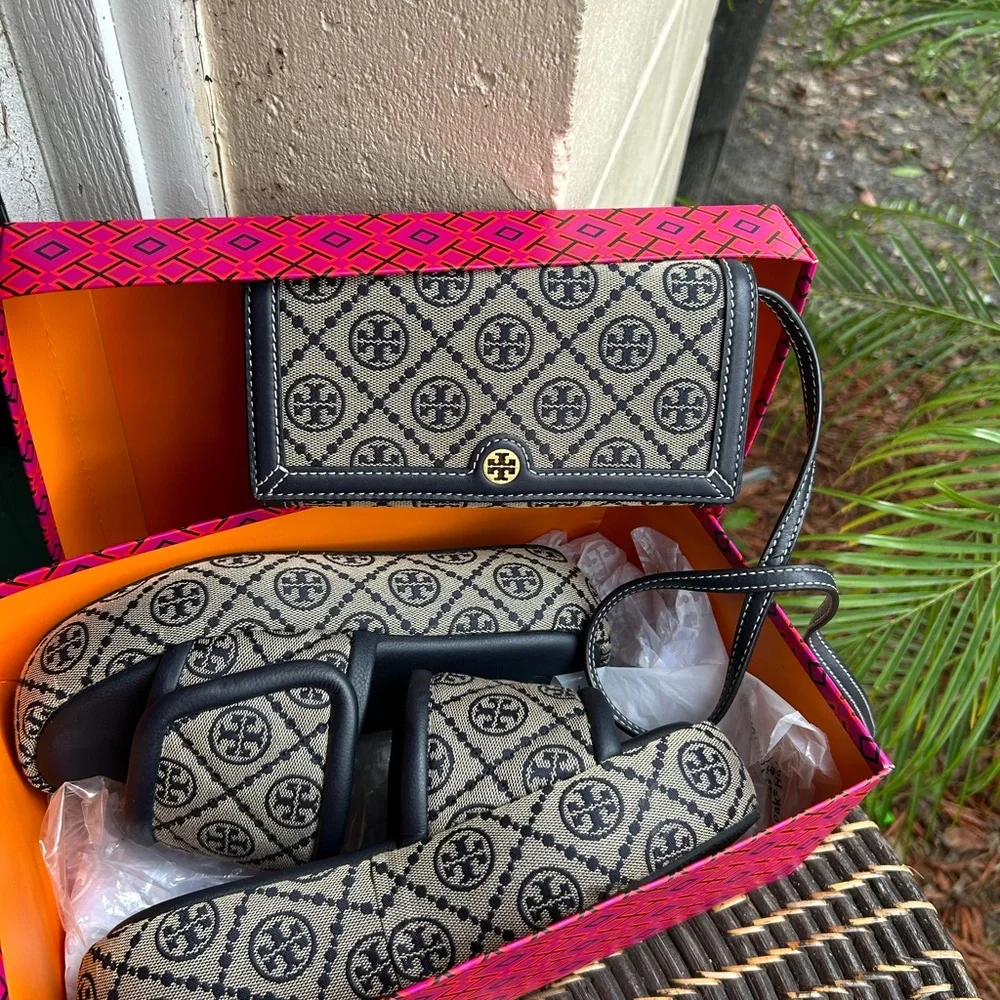 Tory Burch strap slides with crossbody wallet purse WORN ONCE - Picture 1 of 5